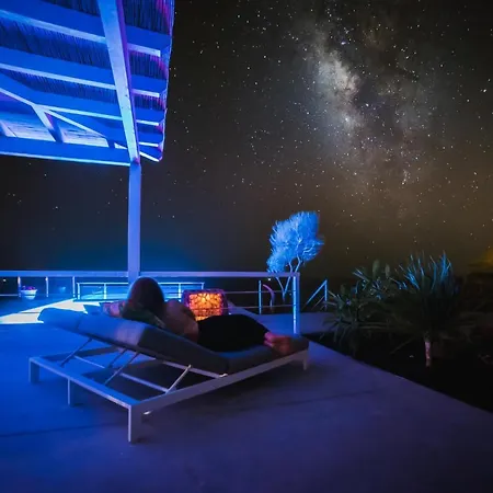 Etti - Paradise La Gaviota