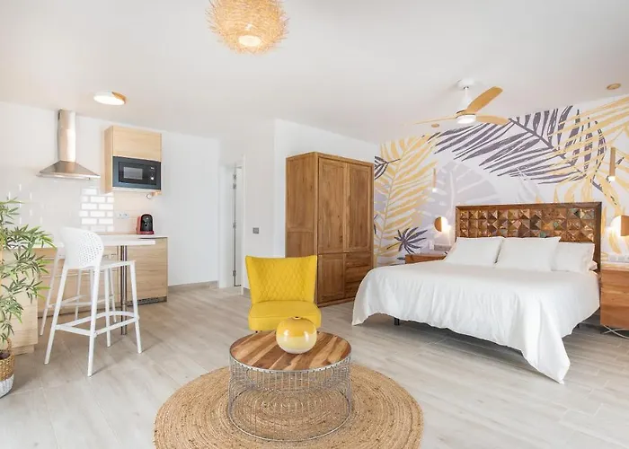 Etti - Paradise La Gaviota *